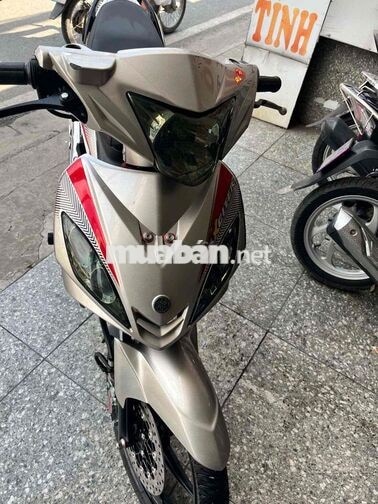 YAMAHA EXCITER MÀU BẠC ĐỎ