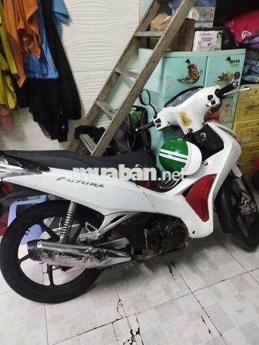 Honda Future FI màu Trắng đỏ