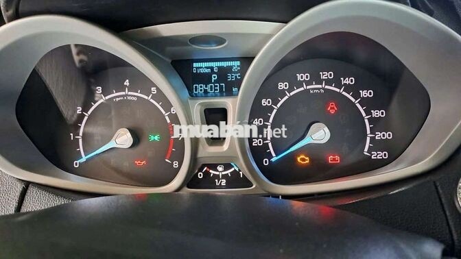 Ford EcoSport 2017 Titanium 5 chỗ đen