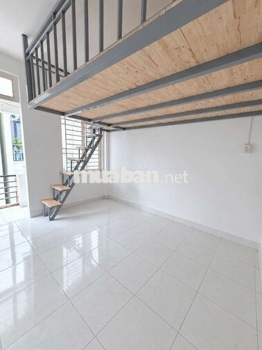 Khai Trương Trọ, Bang Công, Tách Bếp