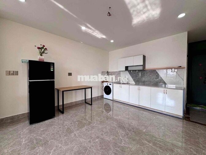 Căn hộ 1PN 100m2 Full nội thất ban công rộng Nguyễn Xí Bình Thạnh