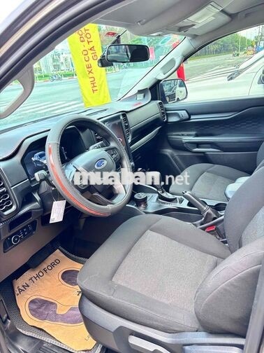 Ford Ranger XLS 2025 2.0L 4x2 AT 42000 km Xám