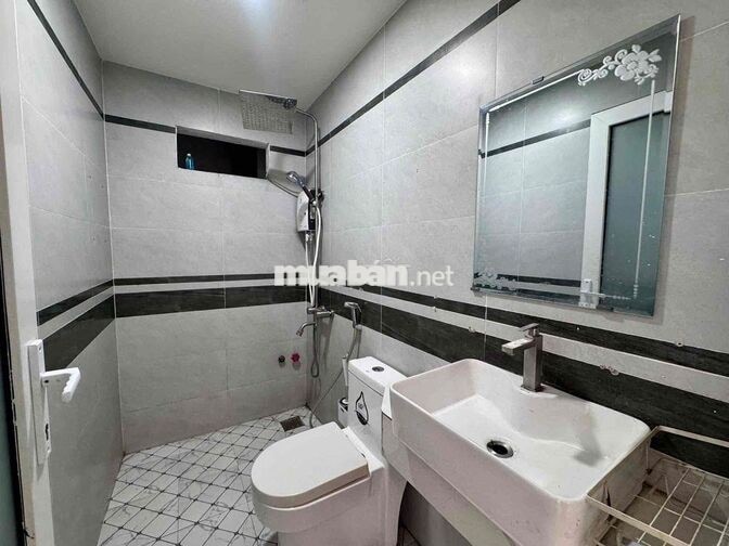 Căn hộ 1PN 100m2 Full nội thất ban công rộng Nguyễn Xí Bình Thạnh