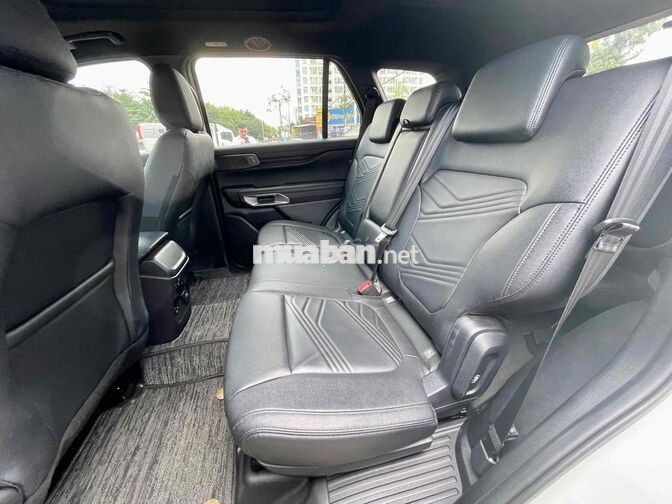 Ford Everest 2024 2.0 Titanium 4x2 Trắng - 2024
