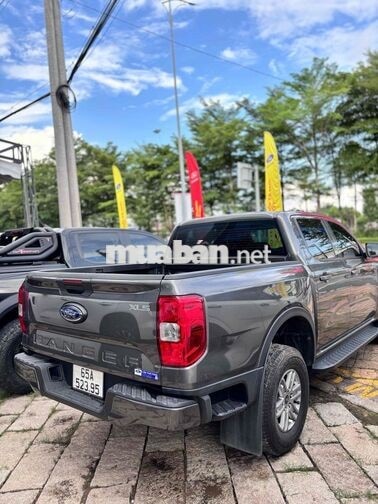 Ford Ranger XLS 2025 2.0L 4x2 AT 42000 km Xám