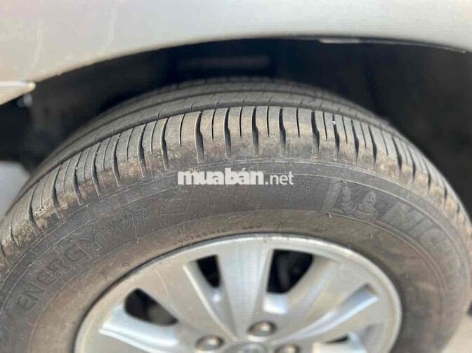 Toyota Innova 2009 G chạy 10v zin