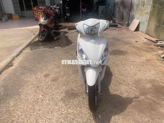 HONDA VISION MÀU TRẮNG NÂU