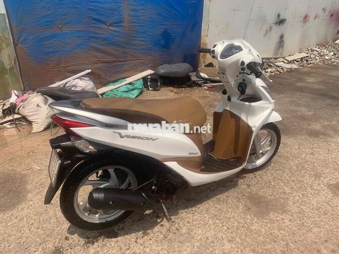 HONDA VISION MÀU TRẮNG NÂU