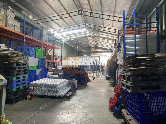 Nhà xưởng 3000m²,đường công ,ngay ngã Tư An Sương,