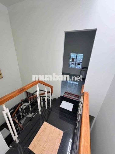 Cho thuê mặt Trần Cừ gần Huỳnh Ngọc Huệ. Nội thất đầy đủ