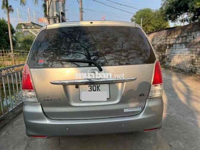 Toyota Innova 2009 G chạy 10v zin
