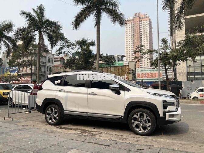 Mitsubishi Xpander Cross 2025 3,5 vạn trắng
