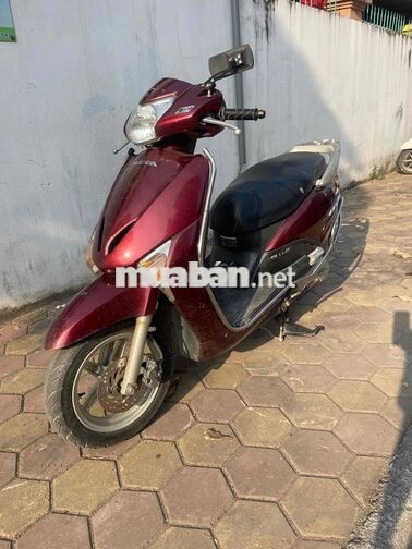 Honda Lead 2012 màu Đỏ