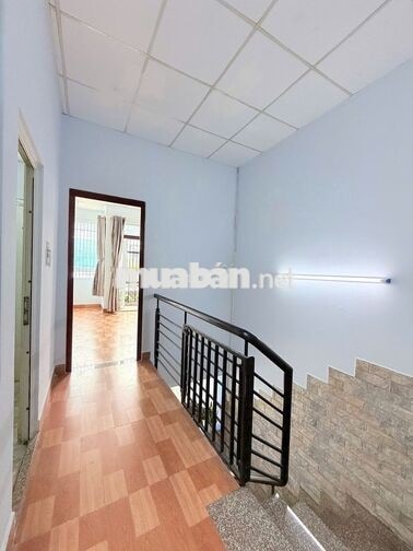 NHÀ SHR FULL THỔ CƯ ĐƯỜNG NHỰA NƯỚC MÁY 40M2 - GIÁ 1TY2