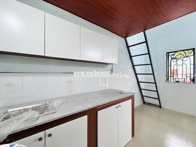PHÒNGMỚI GÁC  -HÀ HUY GIÁP QUẬN 12 –  ĐH NGUYỄN TẤT THÀNH 3,4 TRIỆU