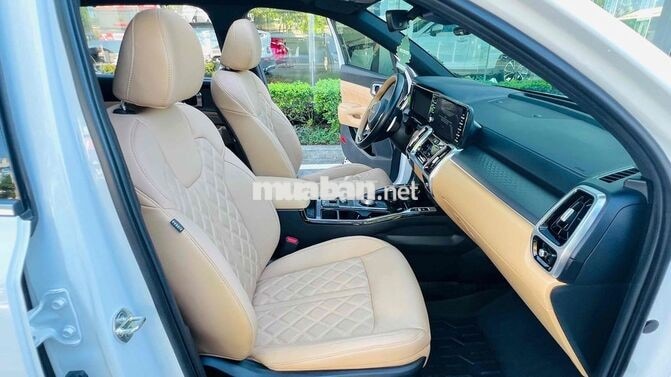 Kia Sorento 2023 2.2D Signature Trắng
