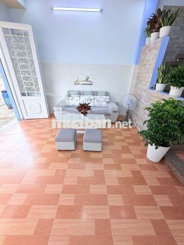 NHÀ SHR FULL THỔ CƯ ĐƯỜNG NHỰA NƯỚC MÁY 40M2 - GIÁ 1TY2