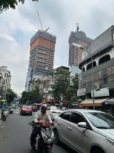 Cần bán nhà Mặt tiền Calmette Q1 ngay chợ Bến Thành, rẻ nhất khu vực 