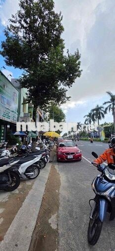 Cho thuê nhà 2 tầng MT Điện Biên Phủ Giá Rẻ KInh Doanh Ok