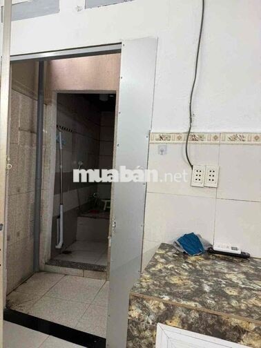 Cho thuê phòng có máy lạnh, sạch, thoáng