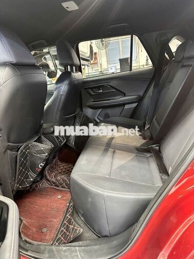 Toyota Yaris Cross 2024 Cam nóc đen 33.000 km