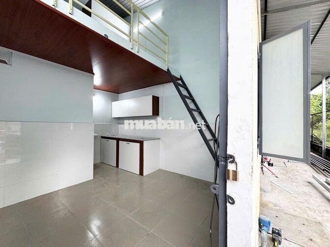 Phòng trọ giá rẻ nhận xe điện có máy lạnh ngay An Phú Đông Q12 