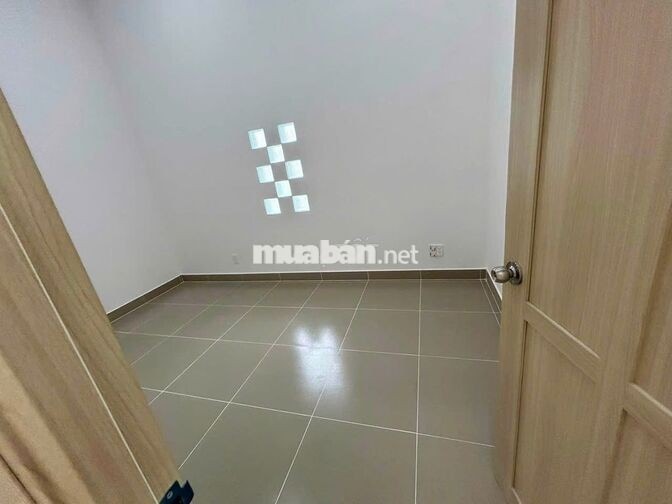 MẶT TIỀN KINH DOANH ĐA NGÀNH NGHỀ 7*12M SÂN RỘNG ĐẬU NHIỀU XE