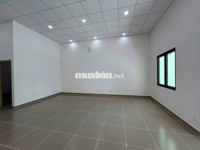 MẶT TIỀN KINH DOANH ĐA NGÀNH NGHỀ 7*12M SÂN RỘNG ĐẬU NHIỀU XE