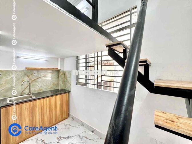 DUPLEX CỬA SỔ TRỜI NGAY TRUNG ĐIỂM ĐH HUIT VÀ VHU