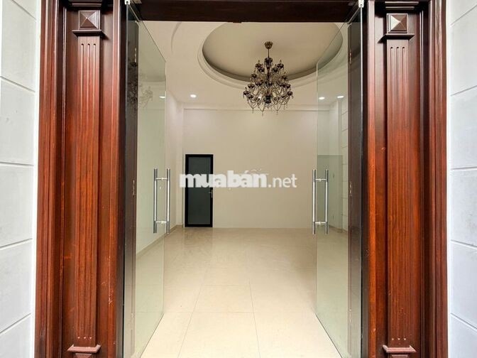 Chính chủ cho thuê MBKD Nguyễn Cửu Vân (35m2) 9,8 triệu/tháng