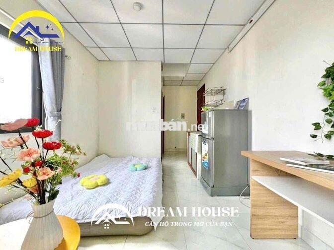 Phòng Full nội thất Cửa sổ trời Ngay Kế ĐH Công Thương