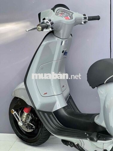 Piaggio Vespa Sprint 2021 bstp 9c nợ xấu trả 25tr