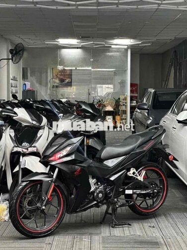 Honda Winner 2019 màu đen nhám
