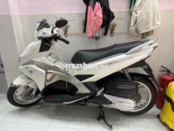 Honda Air Blade 2017 trả trước 10tr nhận xe liền