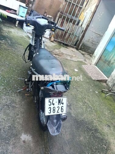 SYM Elegant xe máy số đen trắng