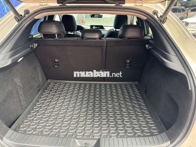 Mazda CX-30 2022 Premium 1.5L,màu trắng,47000 km