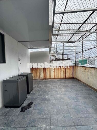 Studio có bancol cửa sổ trời full nội thất. Giá từ 3tr5