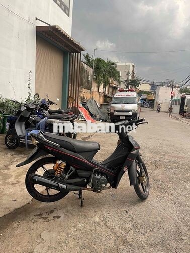 Xe máy Sirriut 50cc màu đen