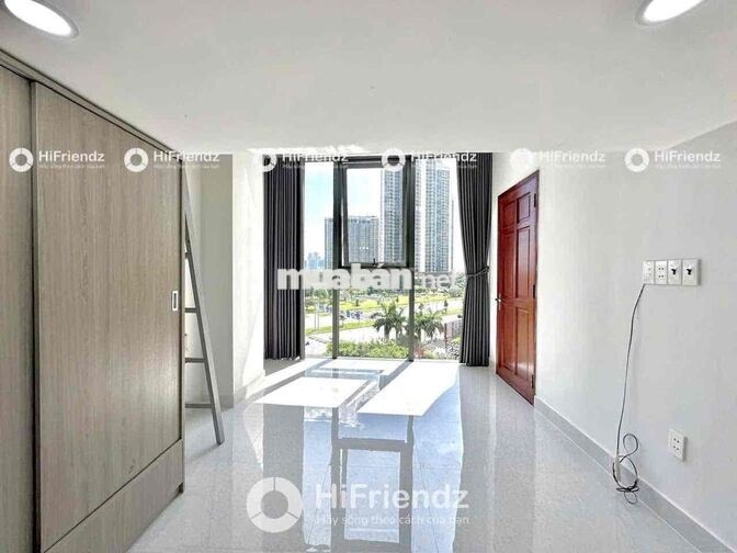 TRỐNG LẠI SIÊU PHẨM CỬA SỔ VIEW KÍNH - GÁC CAO - GẦN AEON BÌNH TÂN