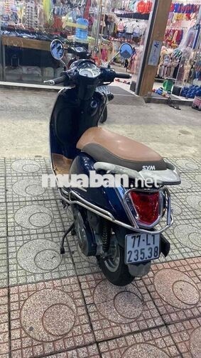 SYM Attila Elizabeth Xanh Phun xăng điện tử