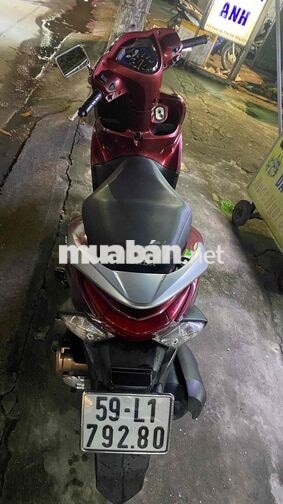 Honda Vision 2014 màu đỏ