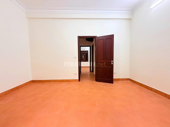Nguyên Căn Cầu Giấy - 4T 5PN Ô Tô Tránh, Phân Lô bàn cờ - Chỉ 18 Triệu