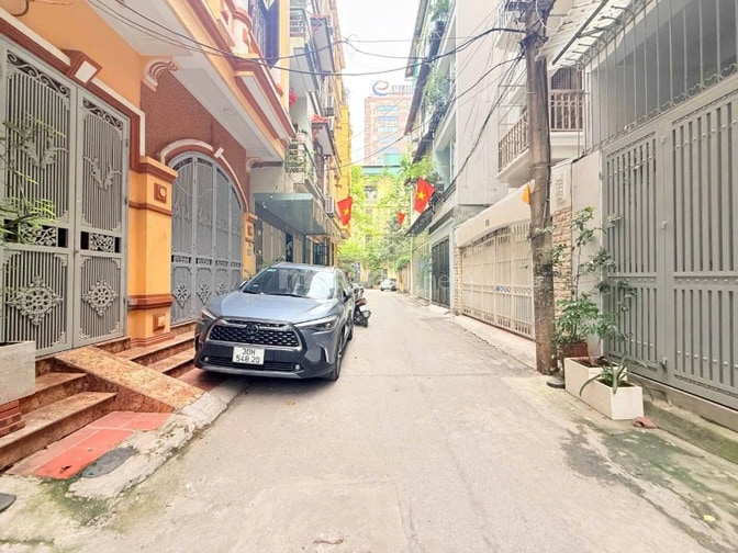 Nguyên Căn Cầu Giấy - 4T 5PN Ô Tô Tránh, Phân Lô bàn cờ - Chỉ 18 Triệu
