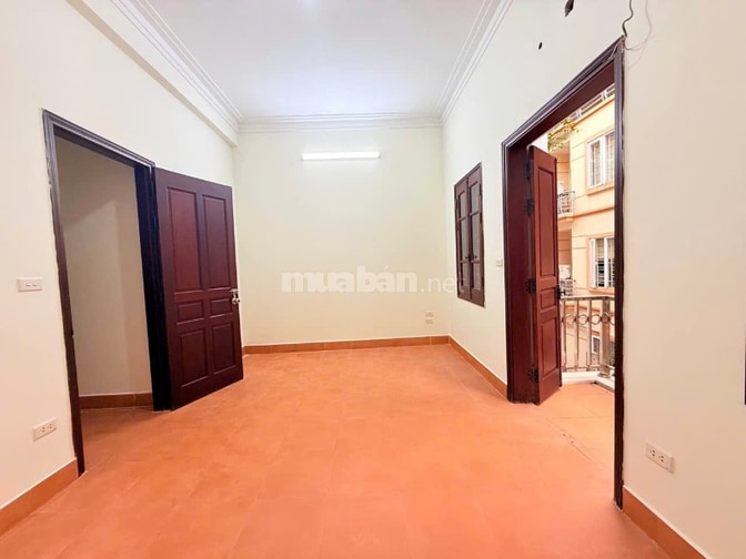 Nguyên Căn Cầu Giấy - 4T 5PN Ô Tô Tránh, Phân Lô bàn cờ - Chỉ 18 Triệu
