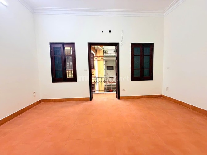Nguyên Căn Cầu Giấy - 4T 5PN Ô Tô Tránh, Phân Lô bàn cờ - Chỉ 18 Triệu