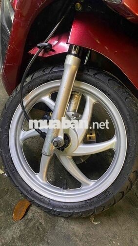 Honda Vision 2014 màu đỏ