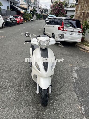 Piaggio Fly 125ie màu trắng BIẾN Số TP