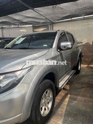 Mitsubishi Triton 2016 141.000 miles bạc