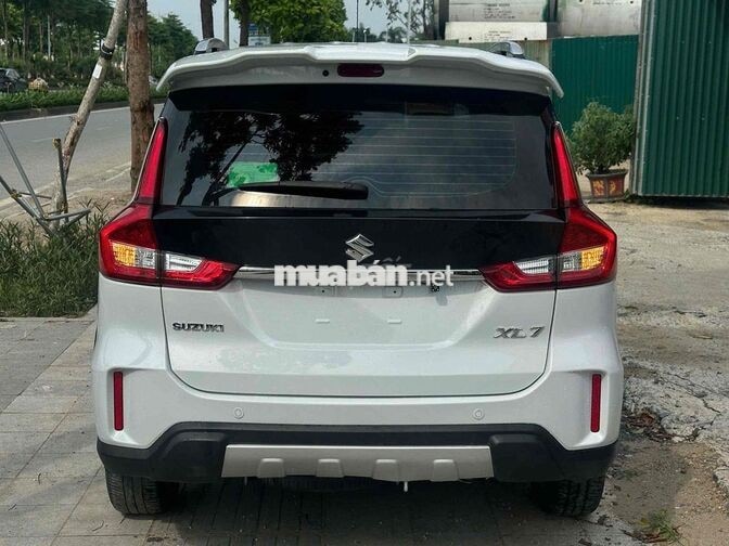 Suzuki XL7 2022 8,9 vạn km Trắng