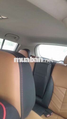 Nissan Tiida 2010 Bạc